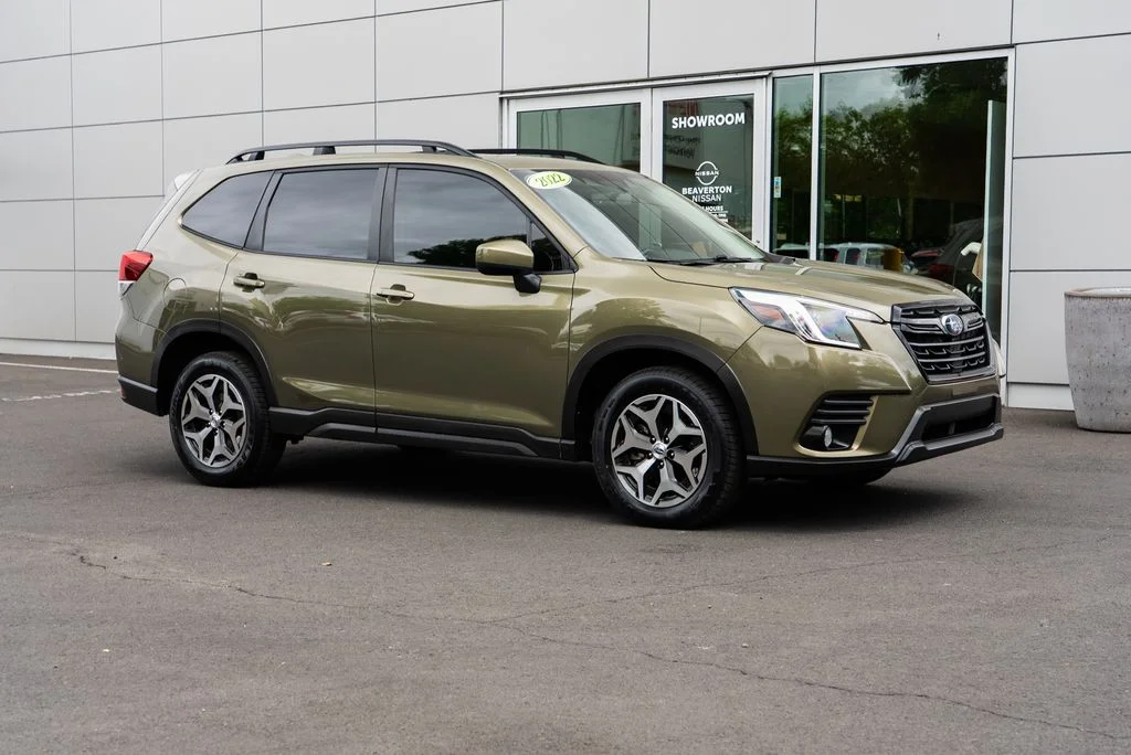 Used 2022 Green Subaru Premium image 1