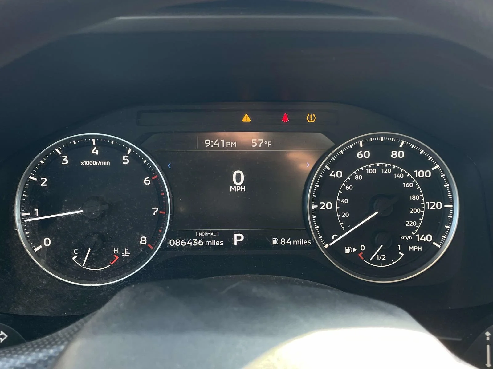 Used 2022 Red Diamond Mitsubishi ES image 13