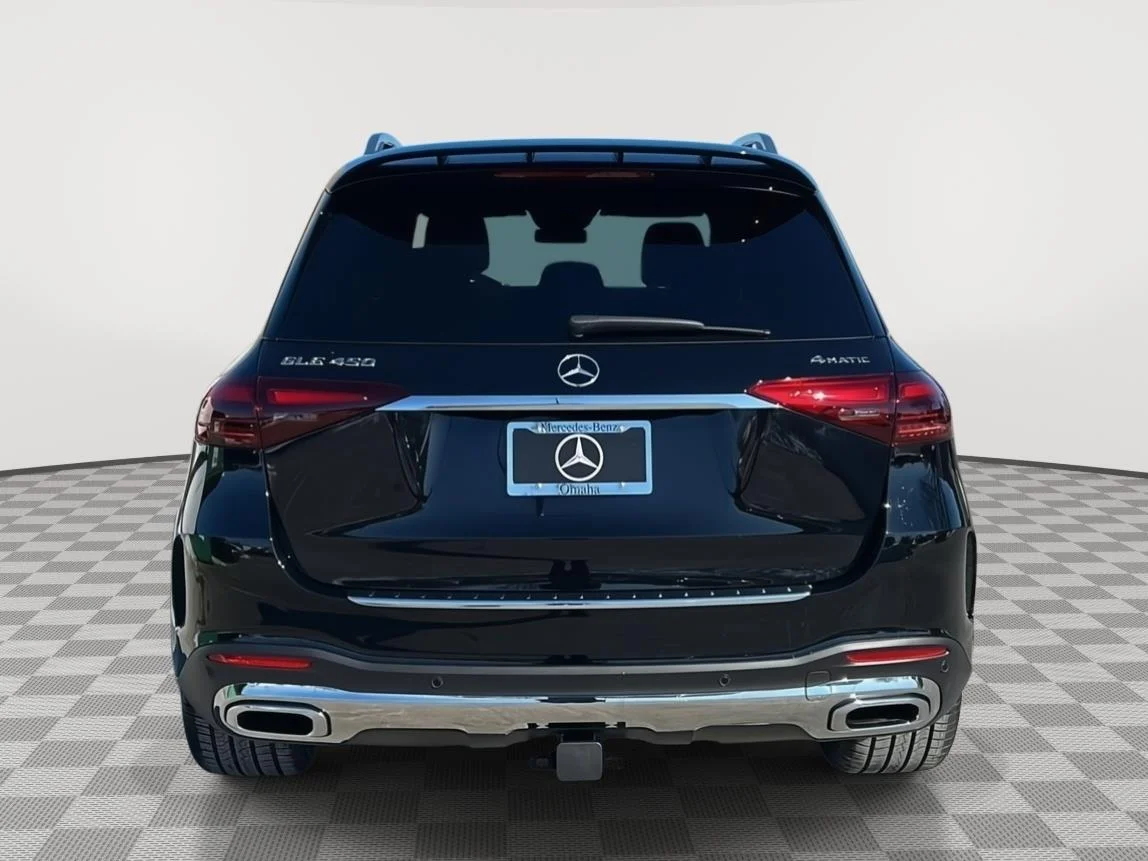 New 2026 BLACK Mercedes-Benz GLE 450 image 4