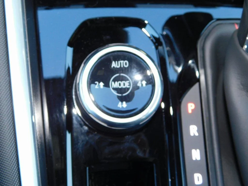 2026 Chevrolet Colorado Z71 - Photo 32