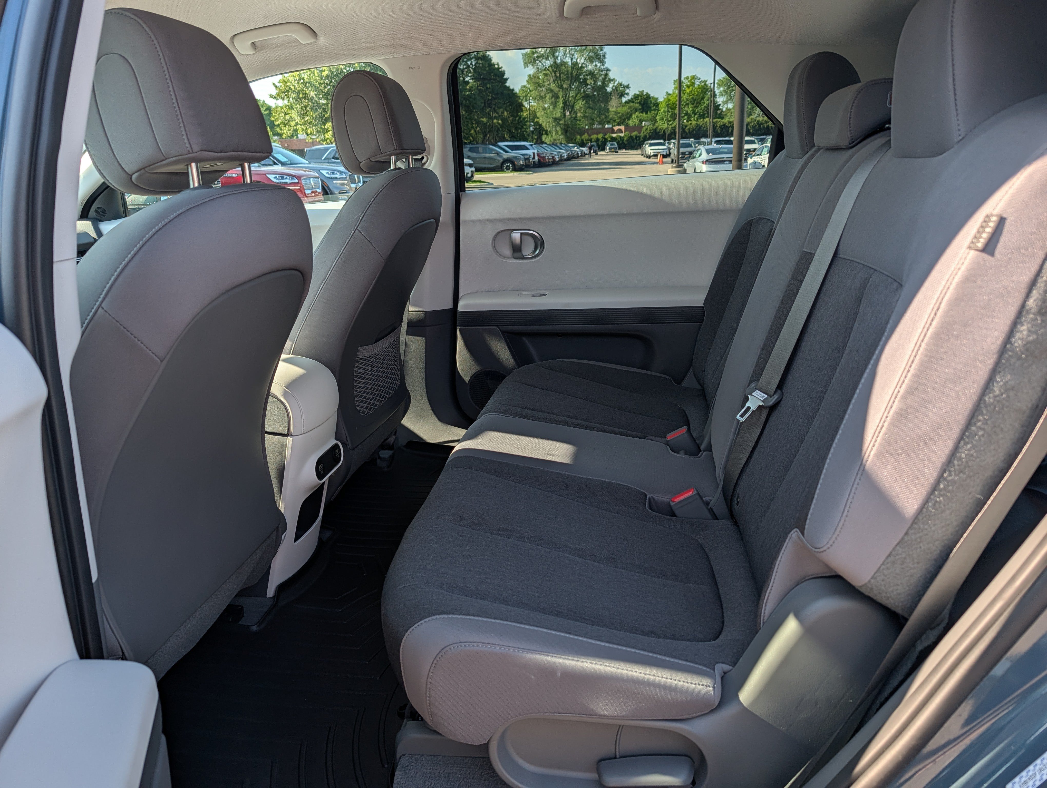 2024 Hyundai IONIQ 5 SEL - Photo 7