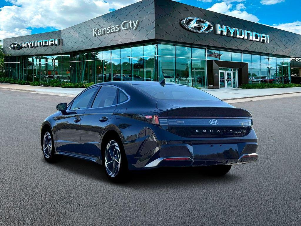 New 2026 Abyss Black Hyundai SEL Sport image 5
