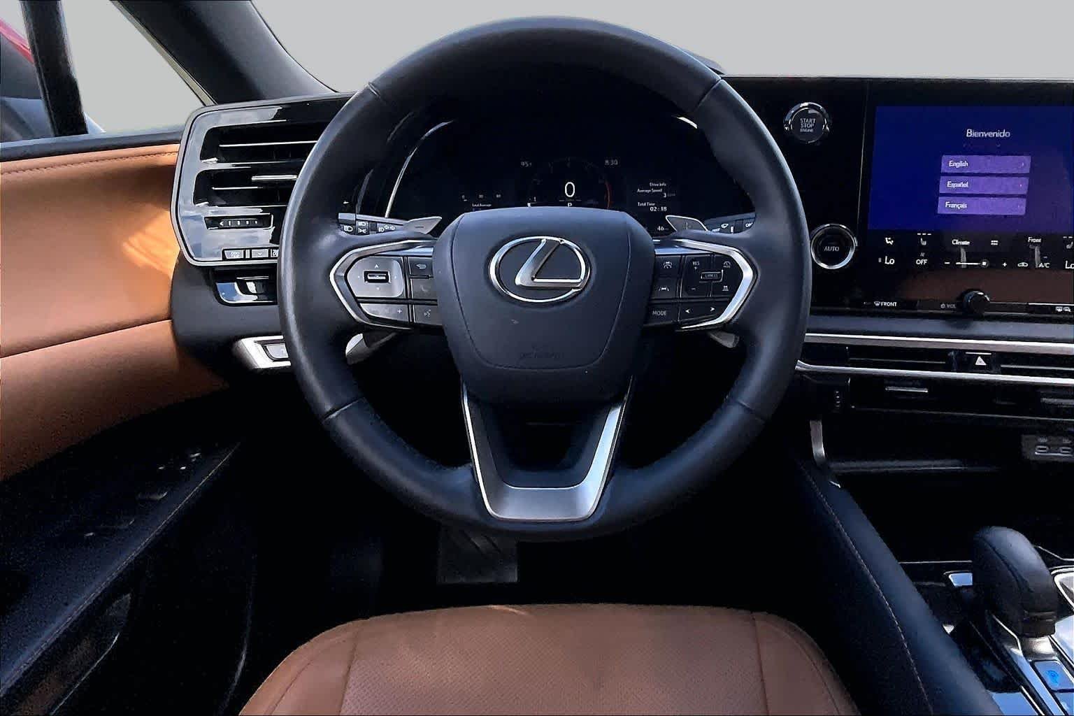 Used 2025 Matador Red Mica Lexus  image 6