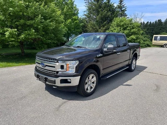 Used 2019 Red Ford XLT image 7
