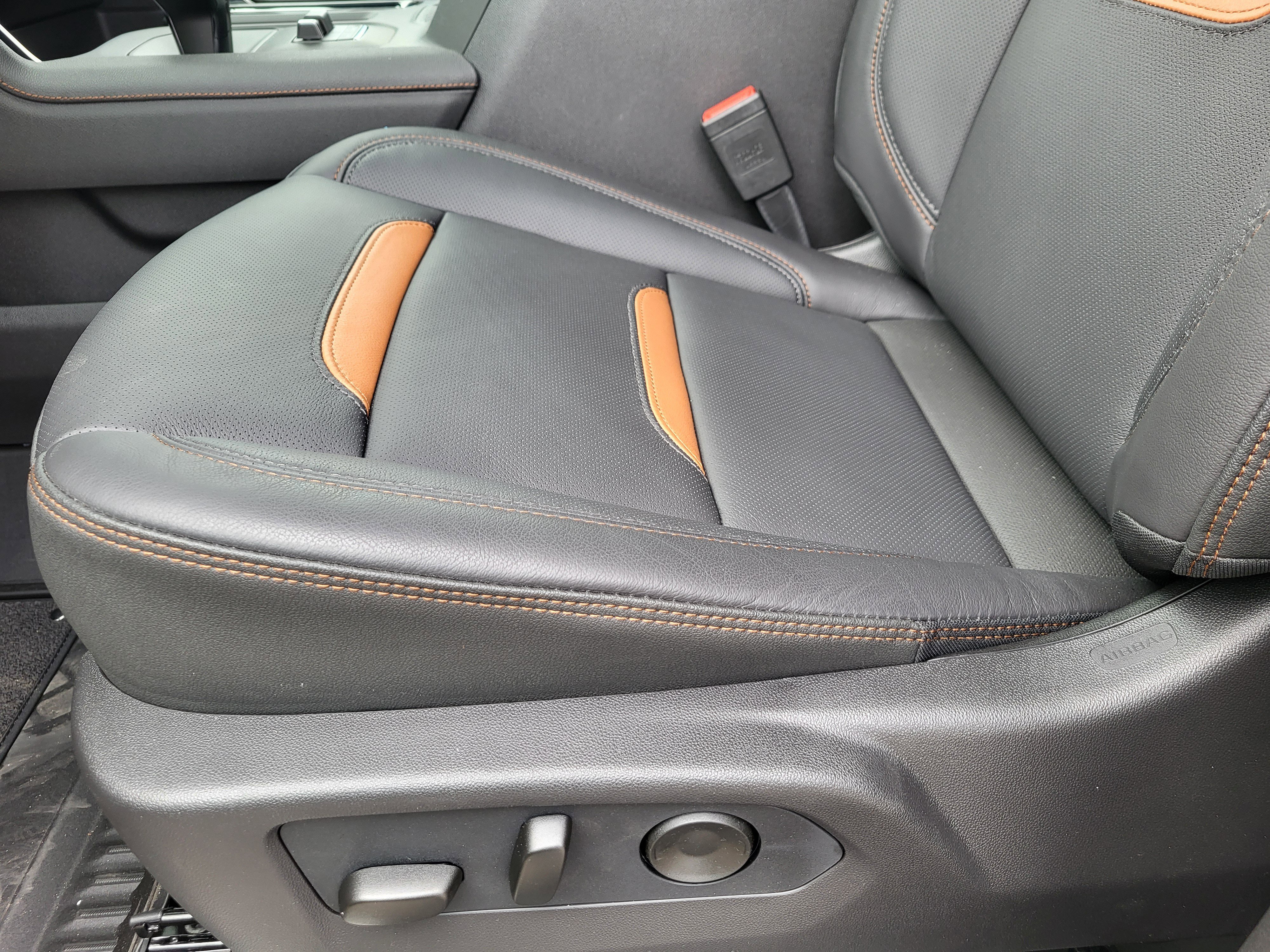 2026 GMC Sierra 1500 AT4 - Photo 21