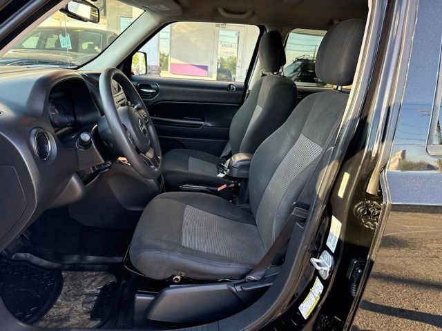 Used 2015 Black Jeep Sport image 18