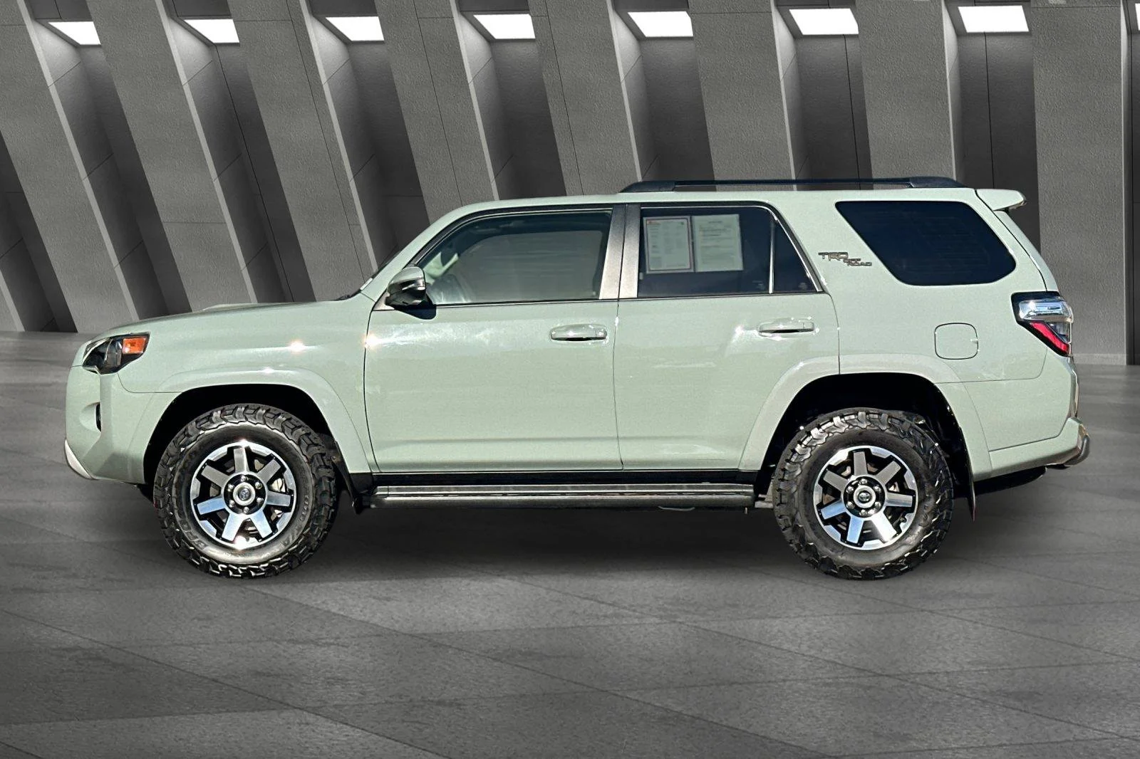 2023 Toyota 4Runner TRD Off-Road Premium - Photo 10