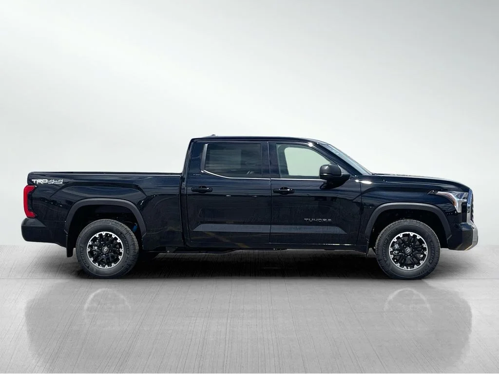 New 2026 Midnight Black Metallic Toyota SR5 image 2