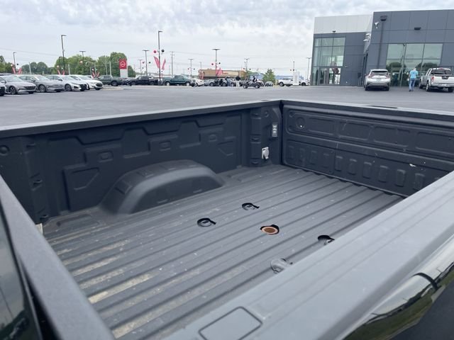 Used 2023 Black Chevrolet High Country image 23