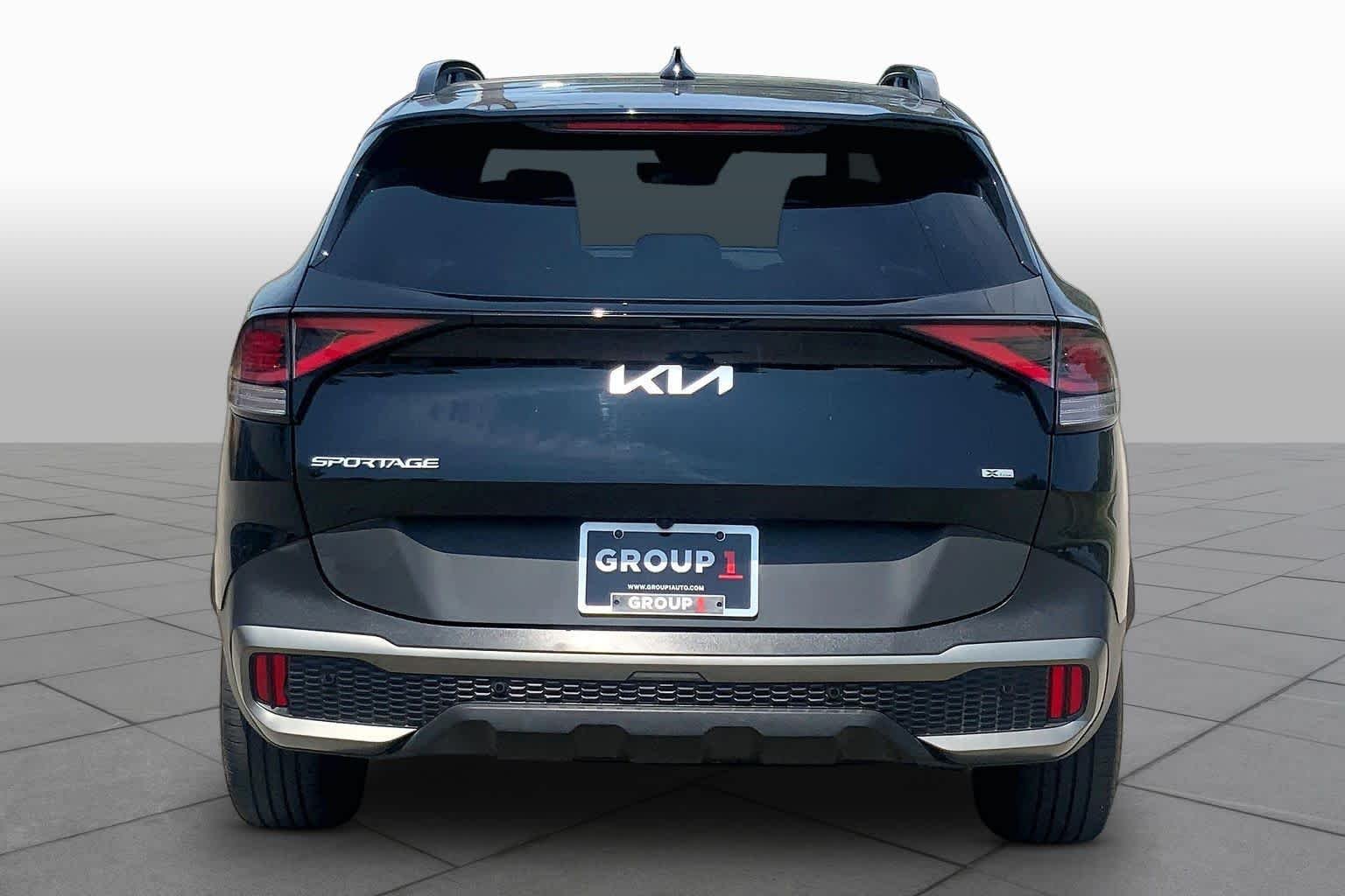 Certified Used 2023 Ebony Black Kia X-Line image 5