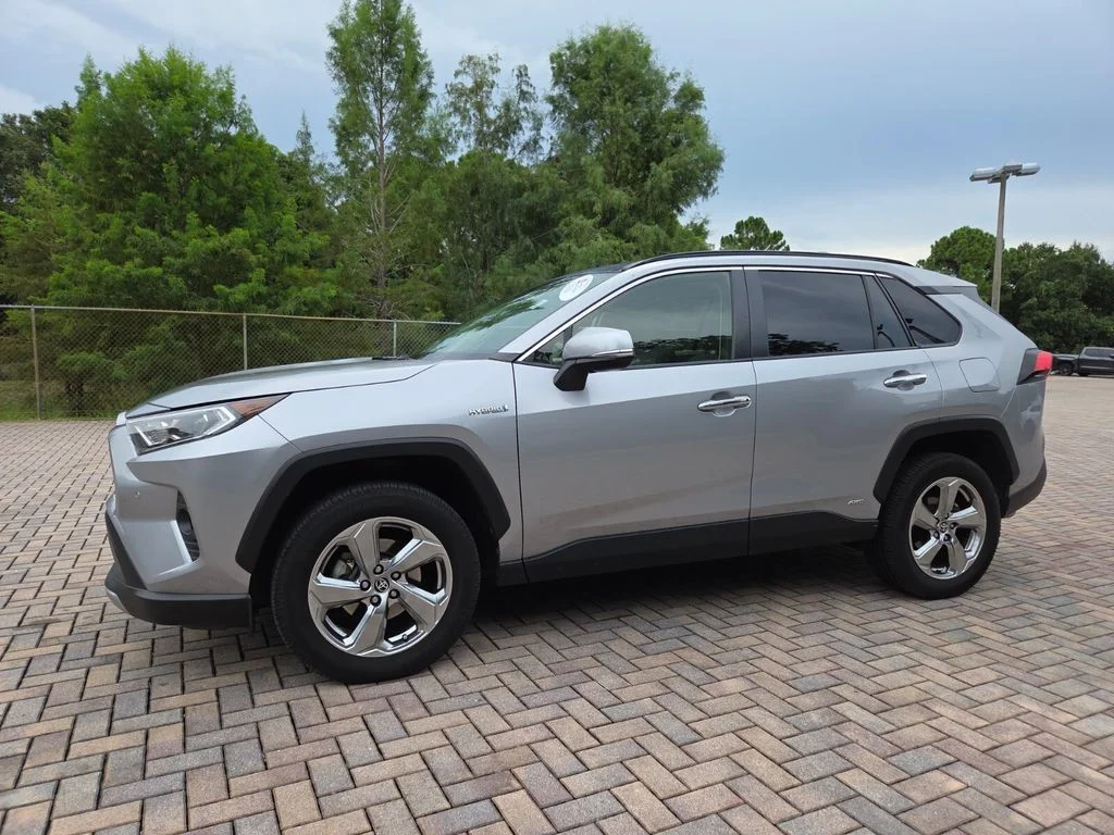 Certified Used 2020 Silver Toyota Limited image 3