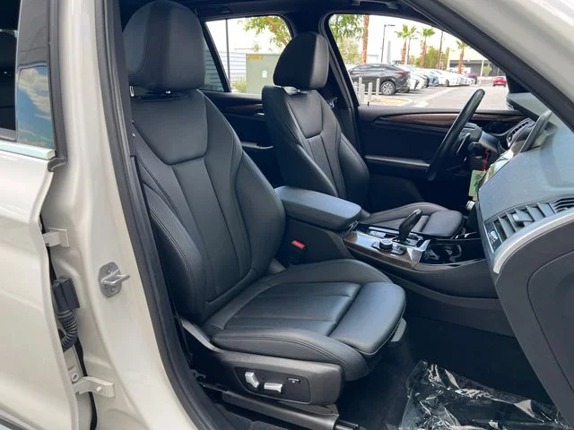 Used 2019 Alpine White BMW sDrive30i image 49