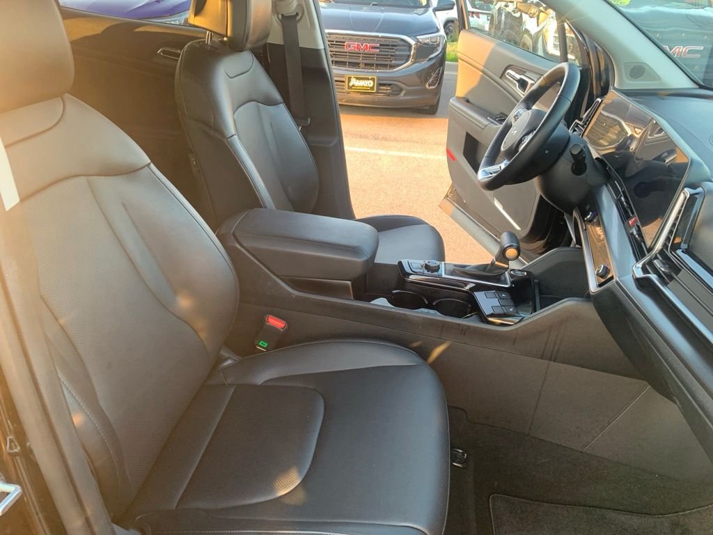 Used 2024 Black Kia EX image 15