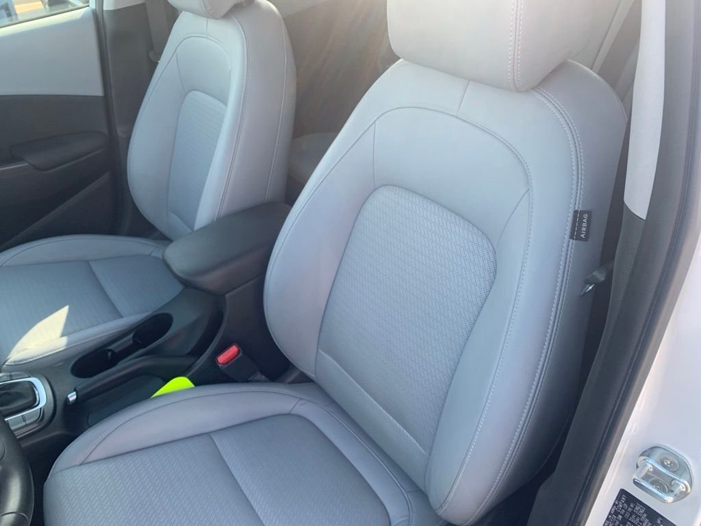Certified Used 2021 White Hyundai Limited image 13