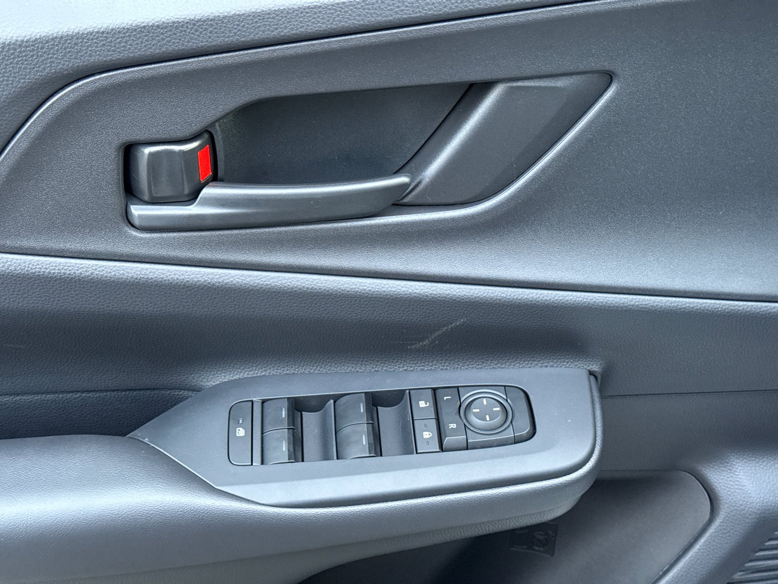 New 2026 Wind Chill Pearl <sup>1</sup> Toyota  SE image 26