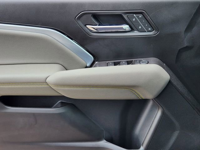 2026 Chevrolet Colorado ZR2 - Photo 17