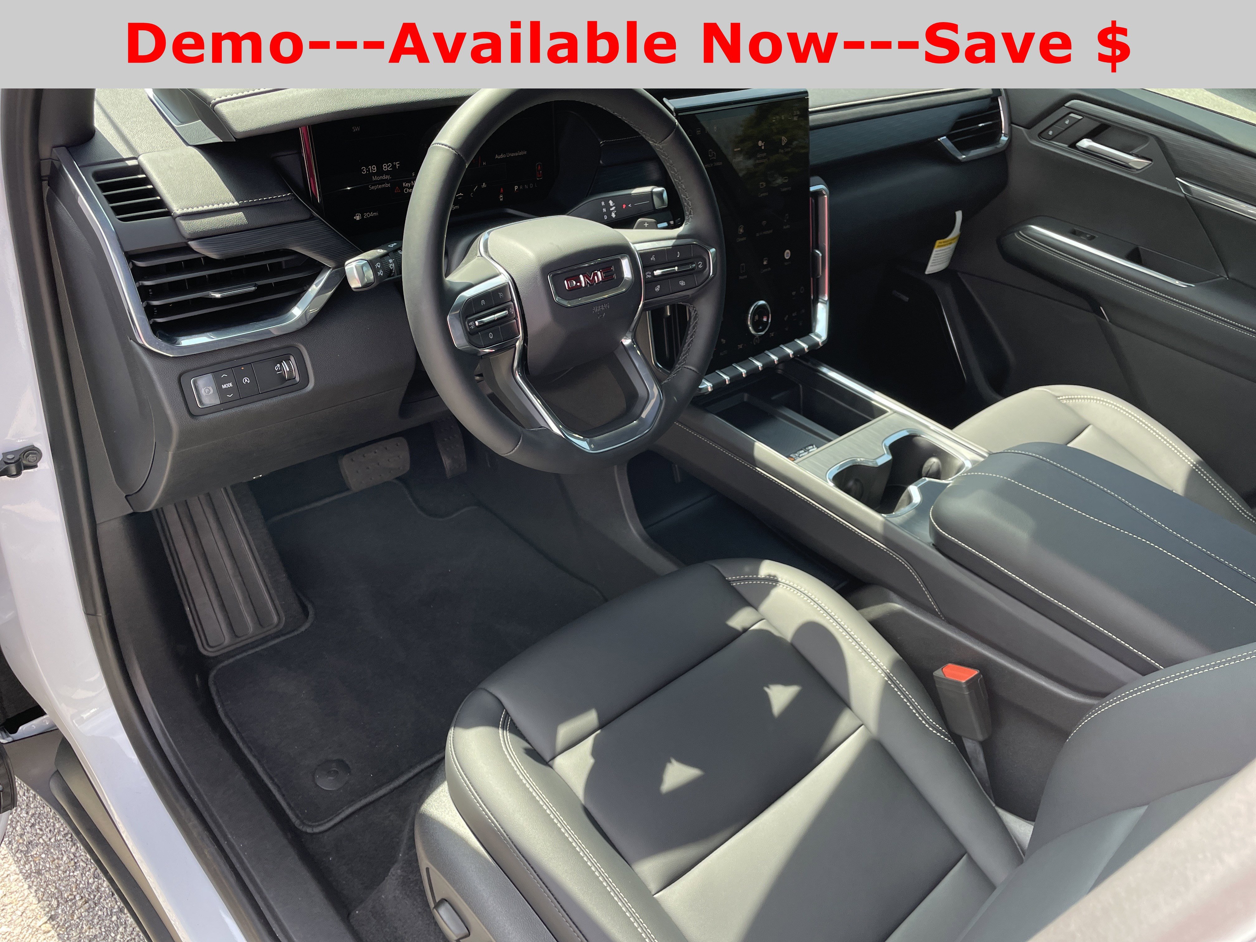 2026 GMC Acadia Elevation - Photo 13
