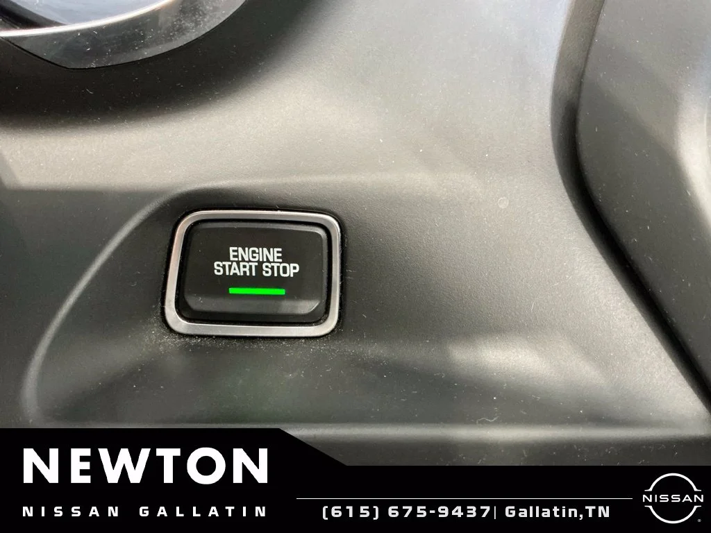 Used 2019 Black Chevrolet 1LT image 41