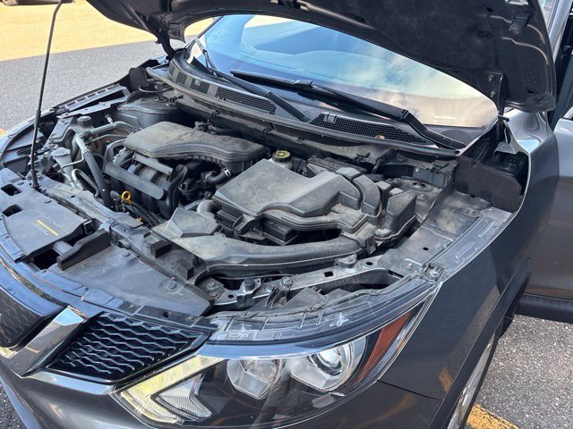 Certified Used 2019 Gun Metallic Nissan S image 17