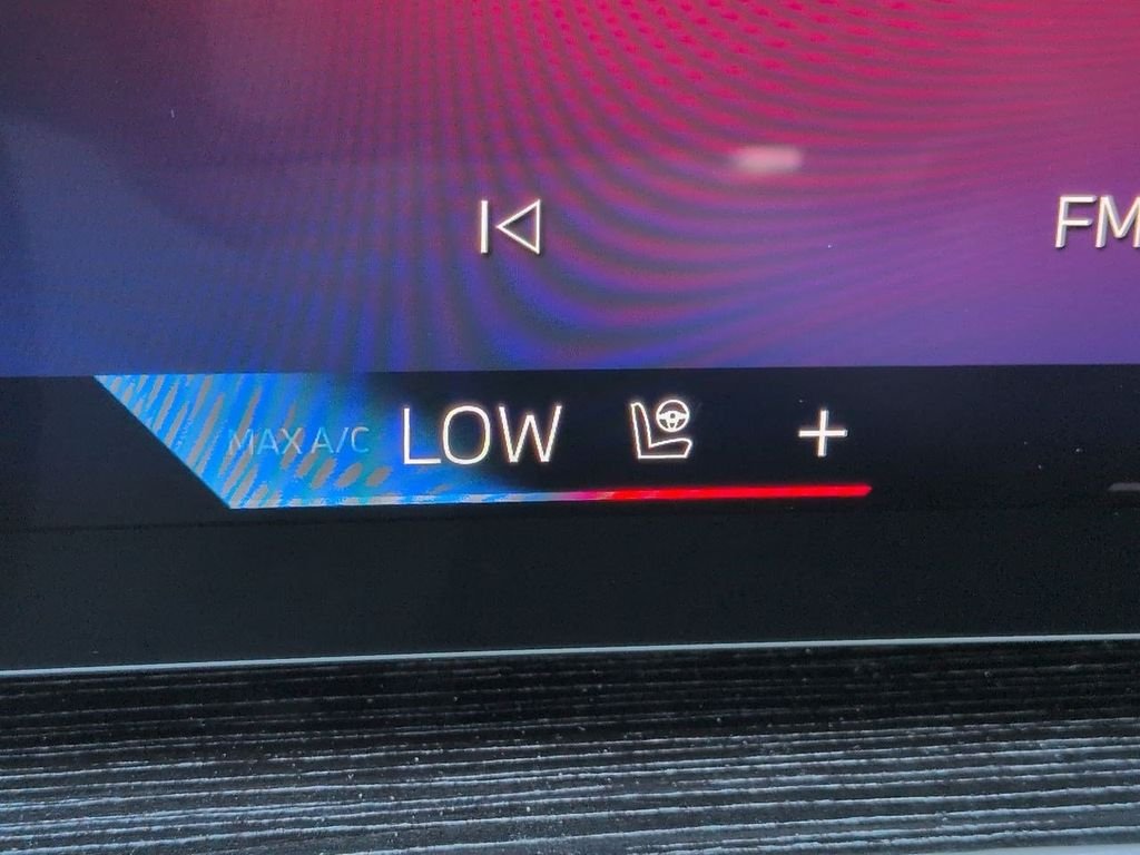 New 2026 Dravit Grey Metallic BMW 740i xDrive image 23