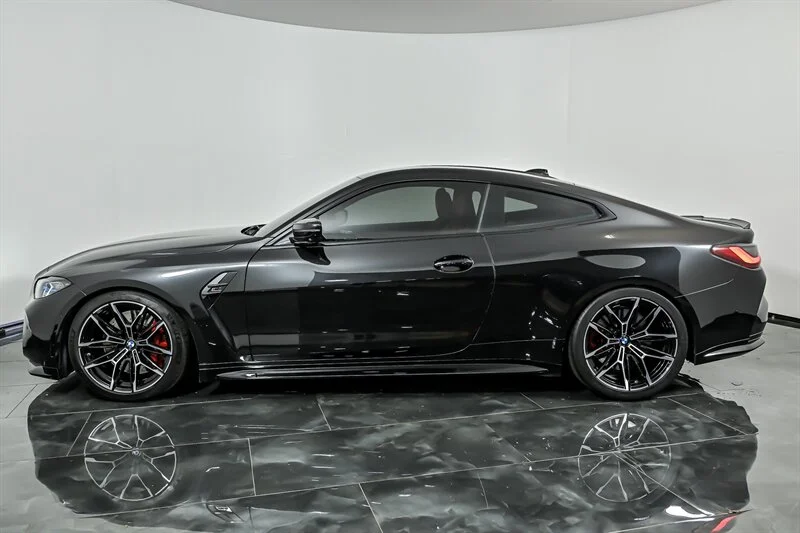 Used 2021 Black Sapphire Metallic BMW Competition image 6