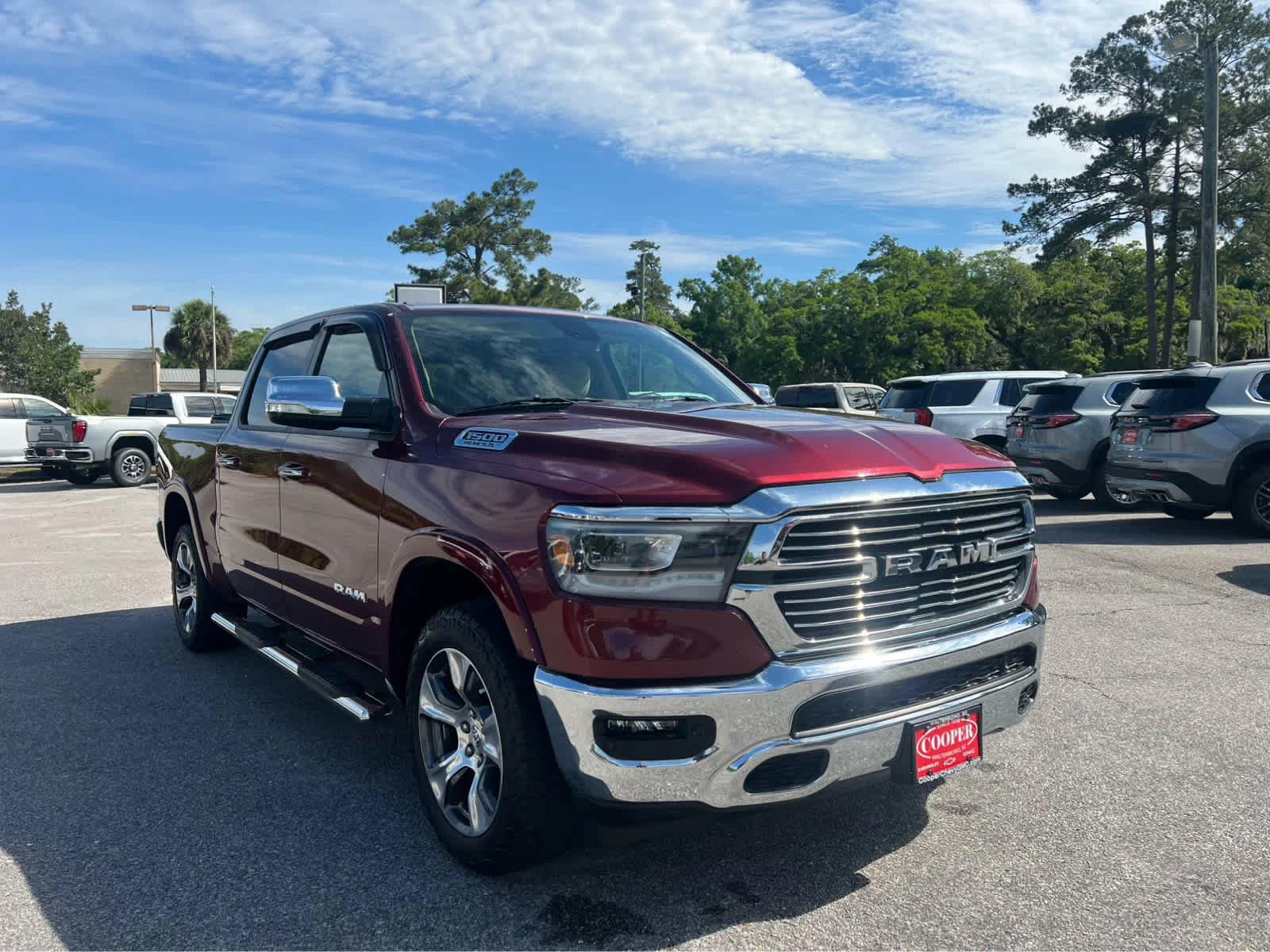 Used 2020  Ram Laramie image 2