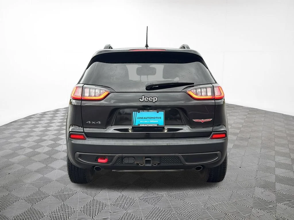 Used 2022 Black Jeep Trailhawk 4x4 image 10