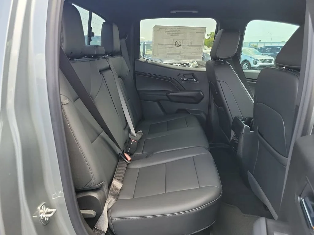 New 2026 Sterling Gray Metallic Chevrolet LT image 27
