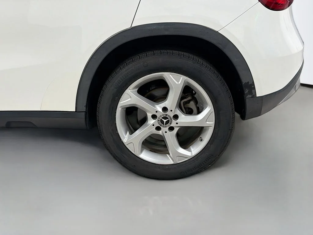 Certified Used 2020 Polar White Mercedes-Benz GLA 250 image 31