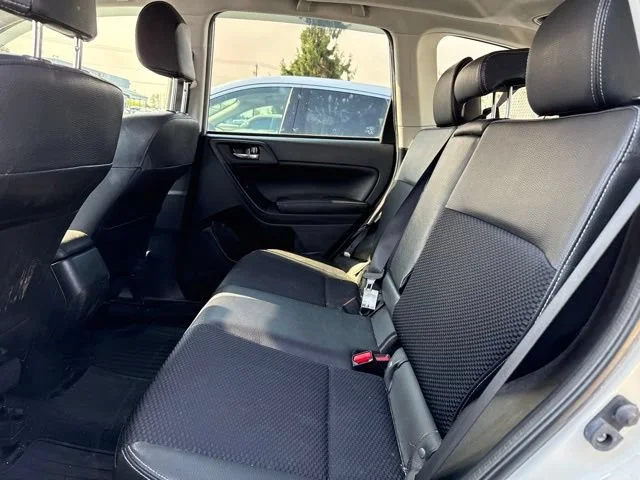 Used 2015 Satin White Pearl Subaru 2.0XT Premium image 10