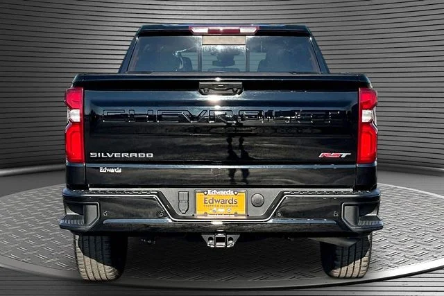 Used 2022 Black Chevrolet RST image 5