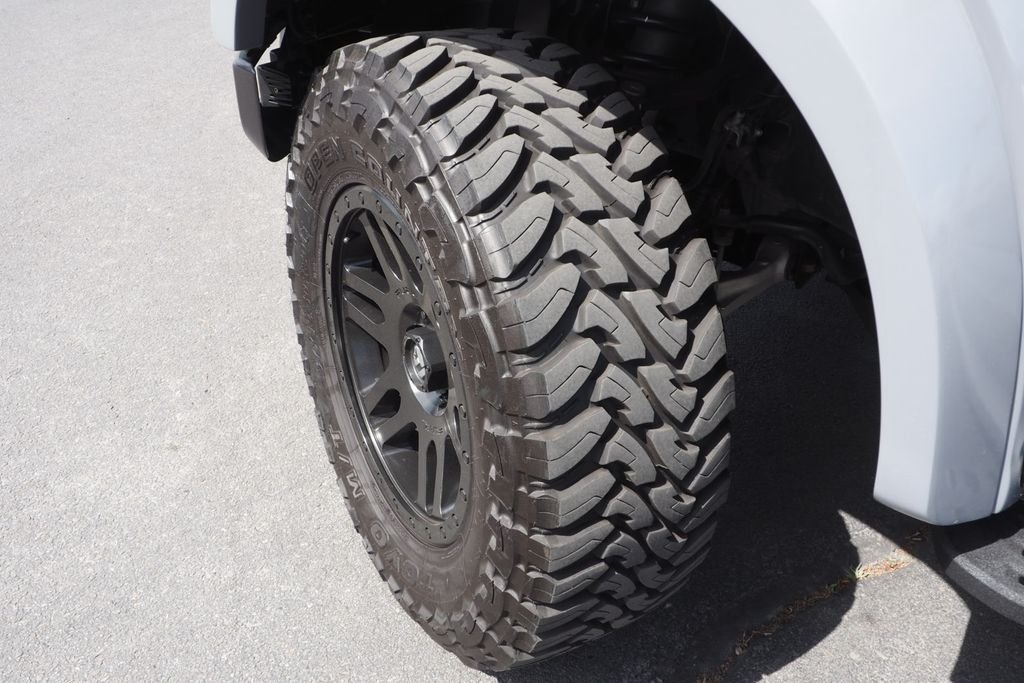 Used 2018 Silver Ford Raptor image 11