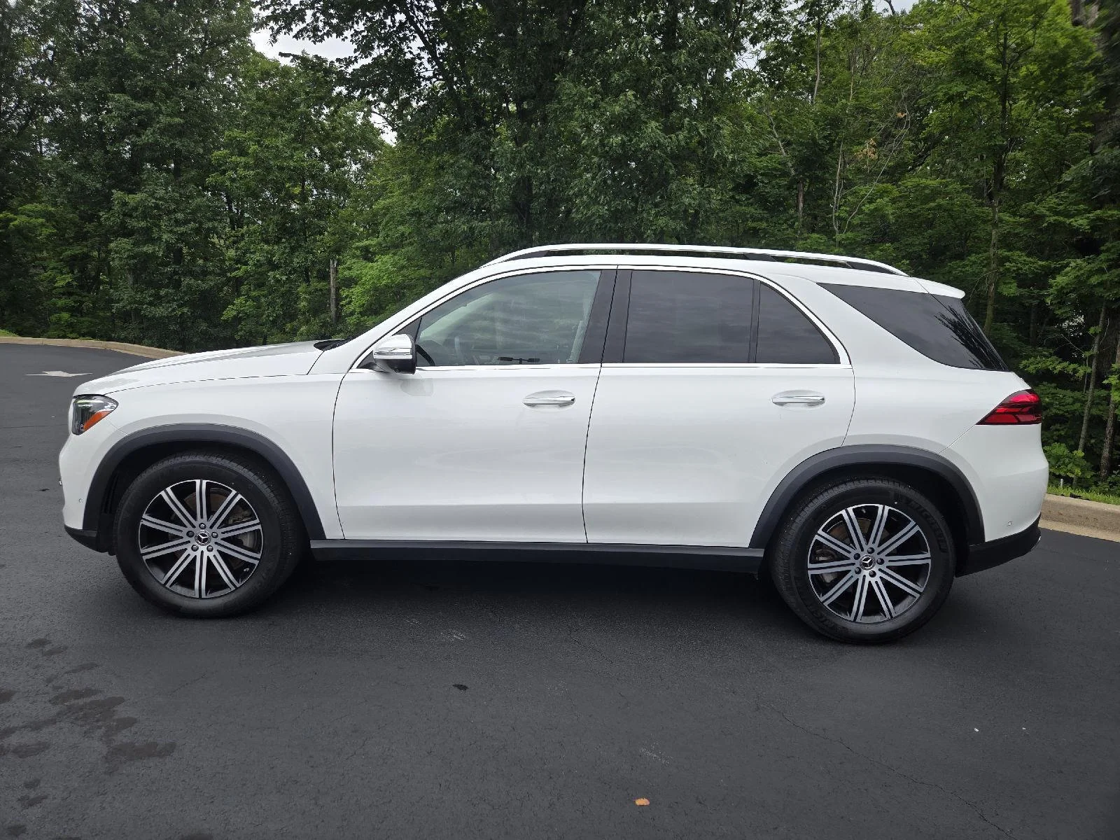 Used 2024 Polar White Mercedes-Benz GLE 450 image 5