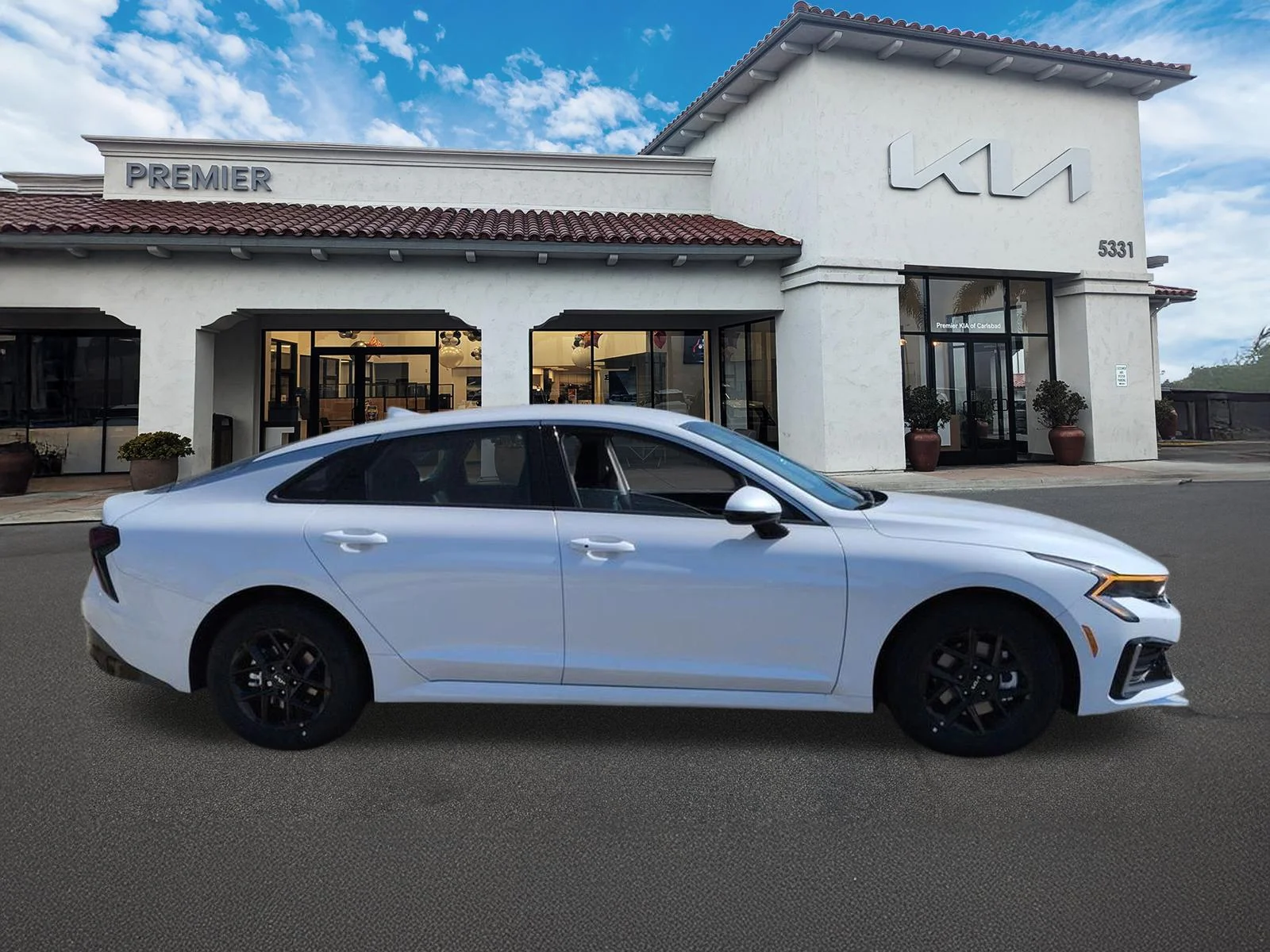New 2026 Snow White Pearl Kia LXS FWD image 9