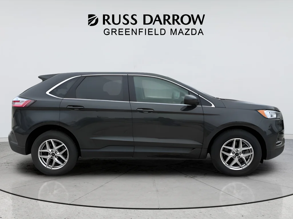 Used 2022 Green Ford SEL image 6
