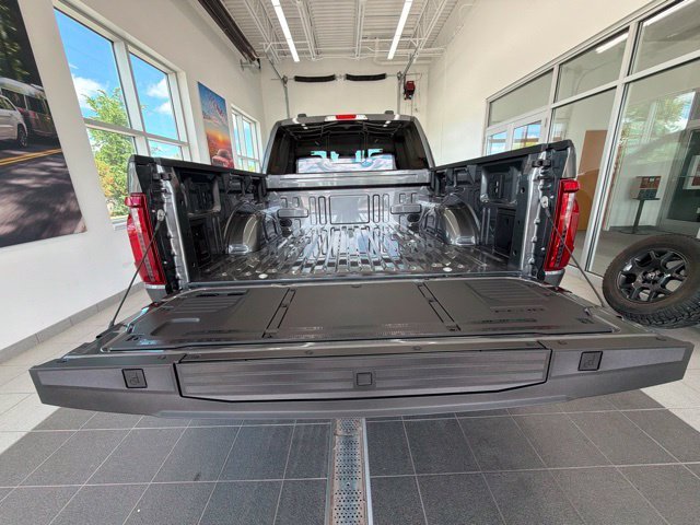 New 2026 Carbonized Gray Metallic Ford XLT image 13