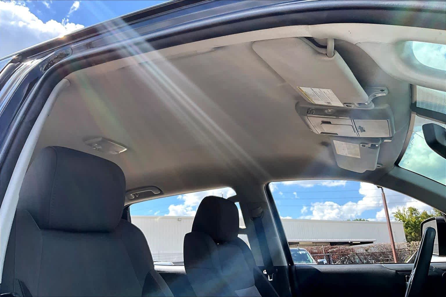 Used 2014 Black Toyota SR5 image 14