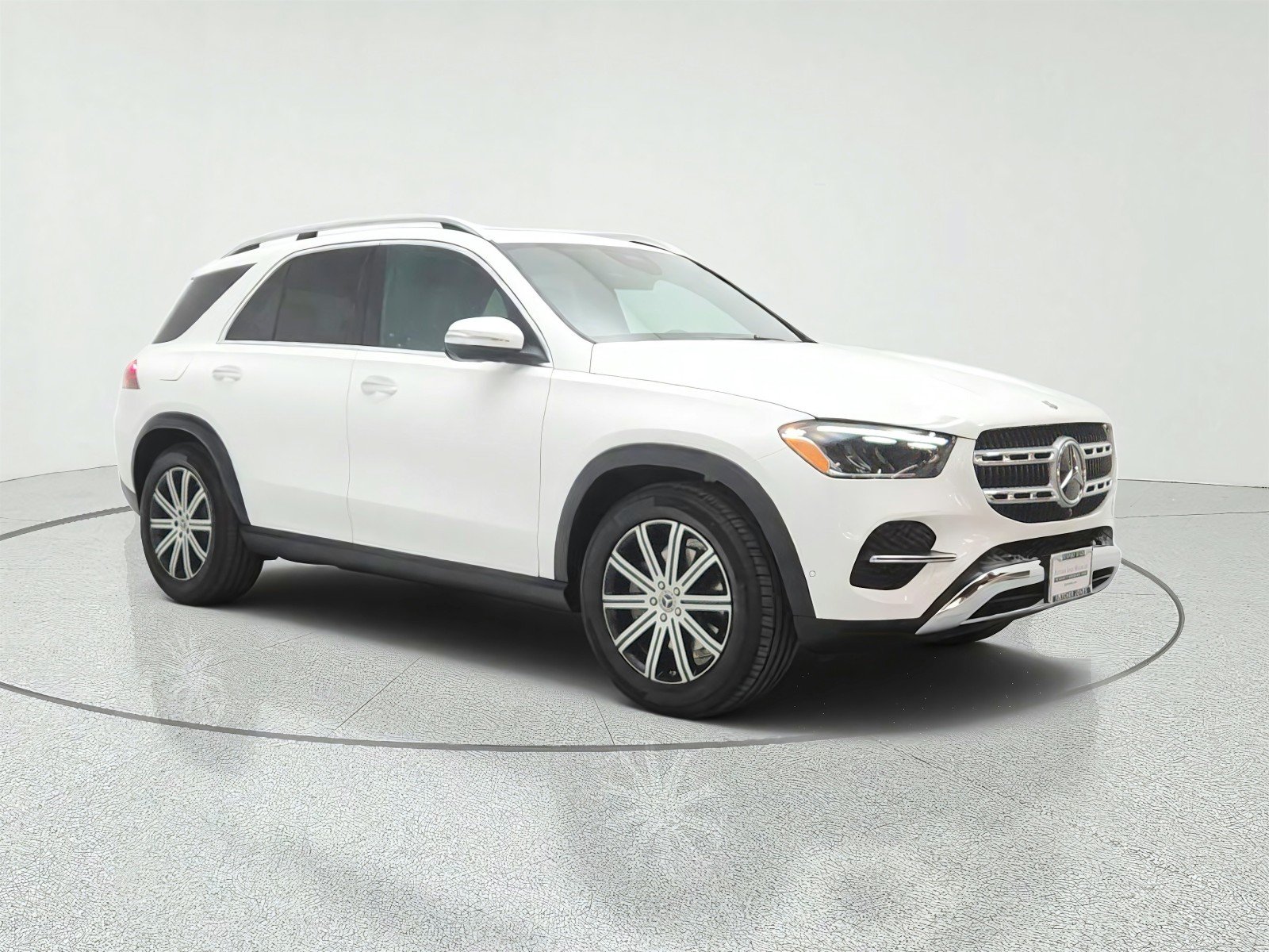 Certified Used 2026 Polar White Mercedes-Benz GLE 350 SUV image 3