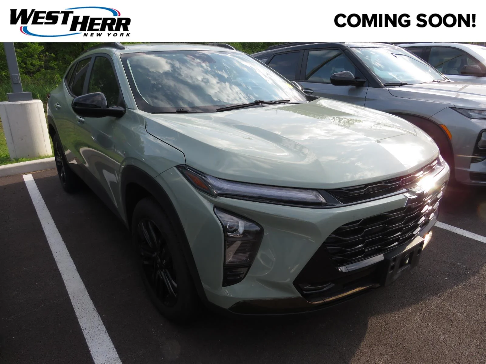Used 2025 Cacti Green Chevrolet ACTIV image 1
