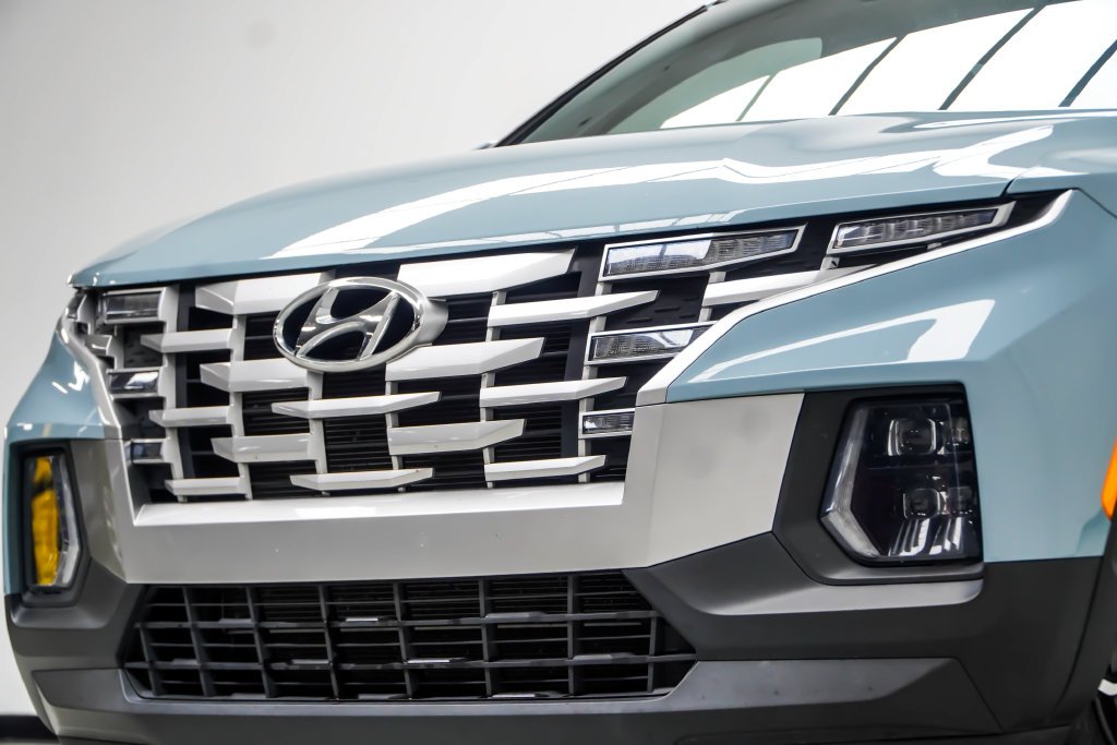 Used 2024 Blue Hyundai SEL image 2
