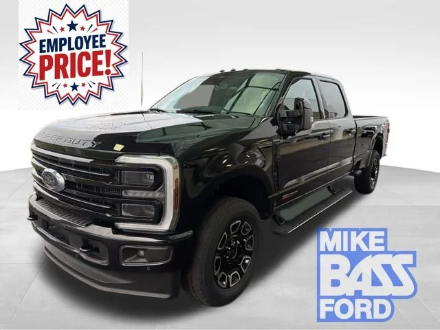2026 Ford F-250 Platinum 4x4 Crew Cab 8' Box's photo