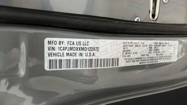 Used 2021 Sting-Gray Clearcoat Jeep Limited image 31