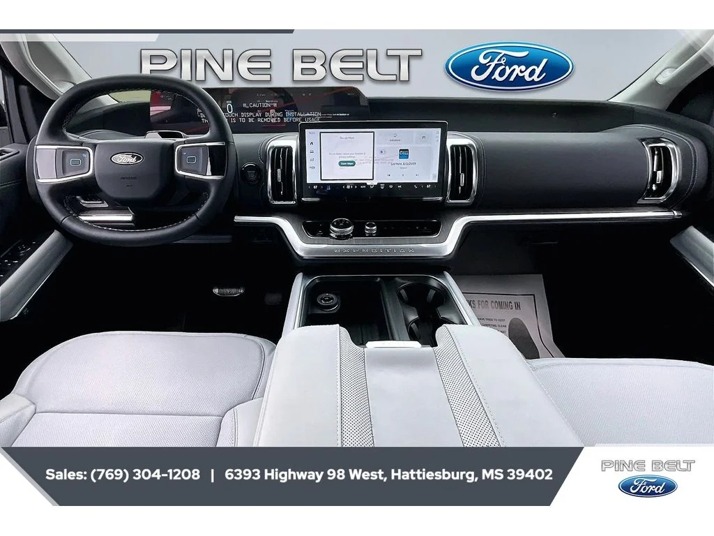 New 2026 Star White Metallic Tri-Coat Ford MAX Platinum® image 13