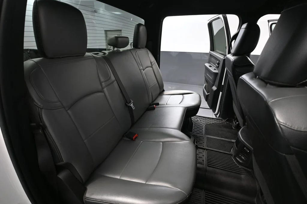 Used 2022 White Ram Tradesman image 40