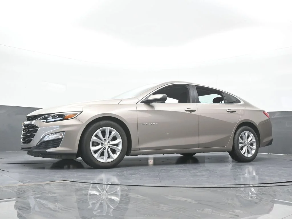 Used 2024 Mineral Gray Metallic Chevrolet LT image 55