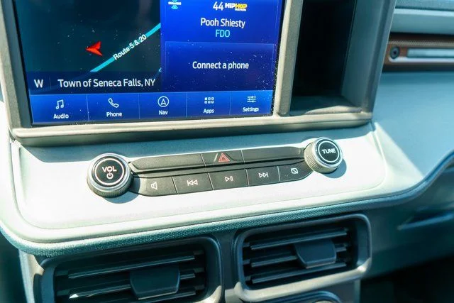 Used 2024 Red Ford Lariat image 28