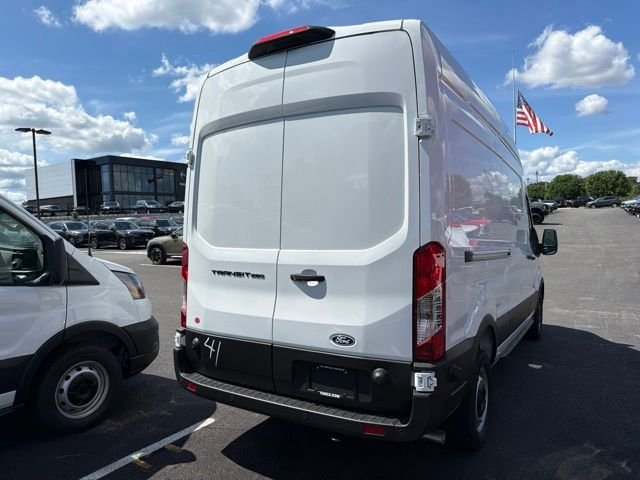 New 2026 Oxford White Ford Cargo Van image 5