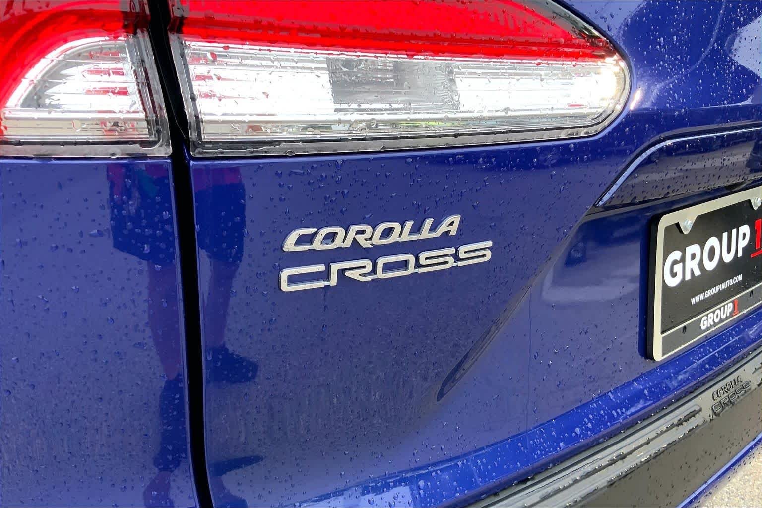 Used 2024 Blue Crush Metallic Toyota LE image 31