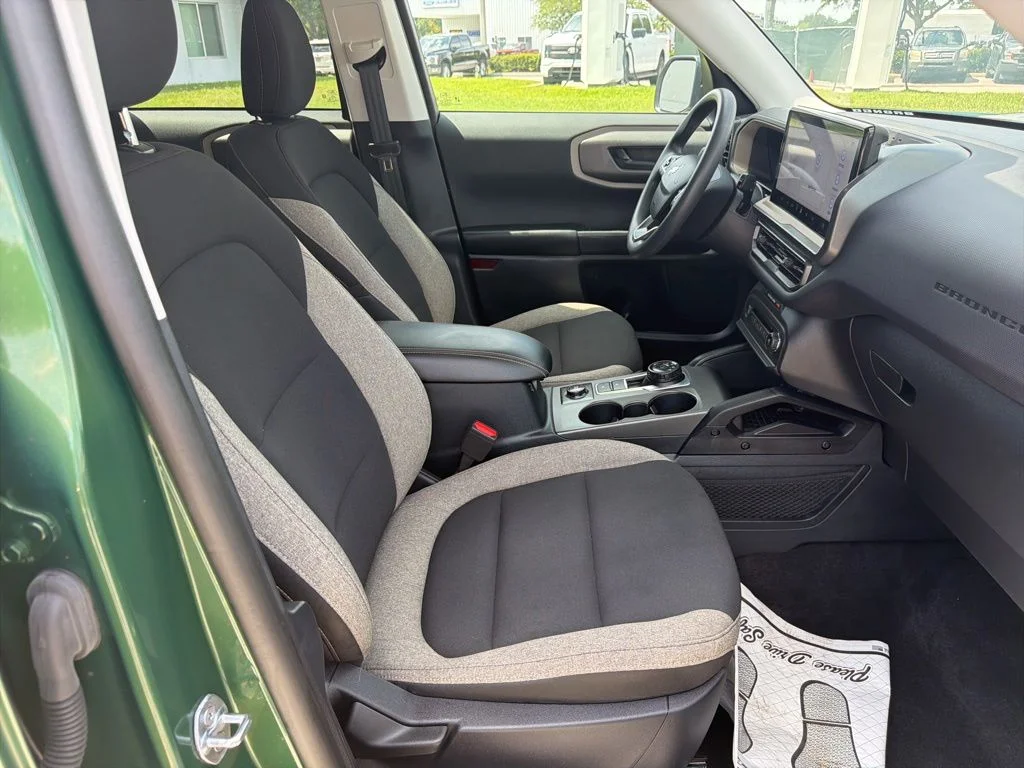 Used 2025 Green Ford Big Bend image 9