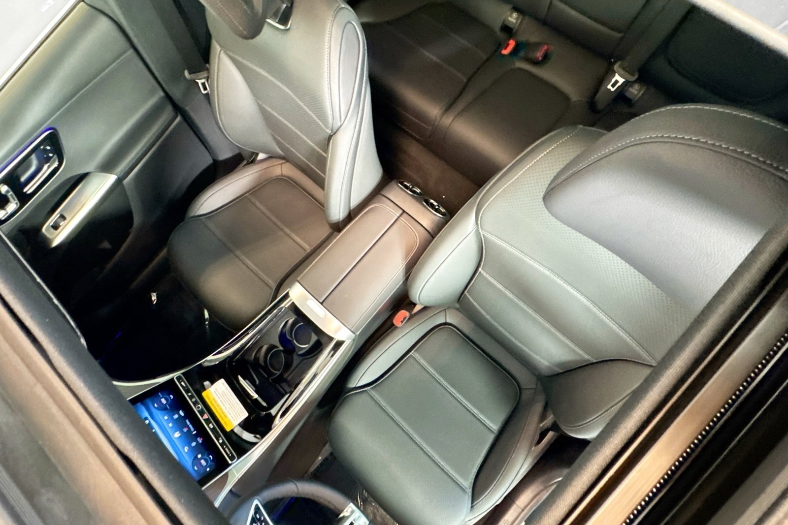 New 2026 Black Mercedes-Benz GLC 300 image 19